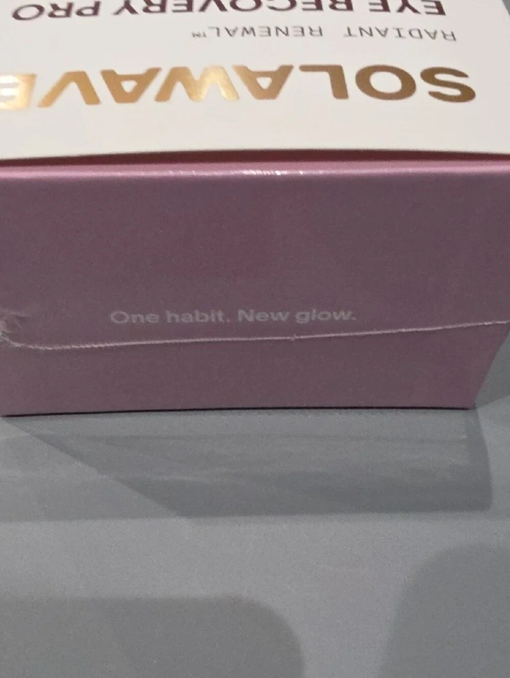 Solawave Eye Recovery Pro Light Therapy Mask - Color Shown